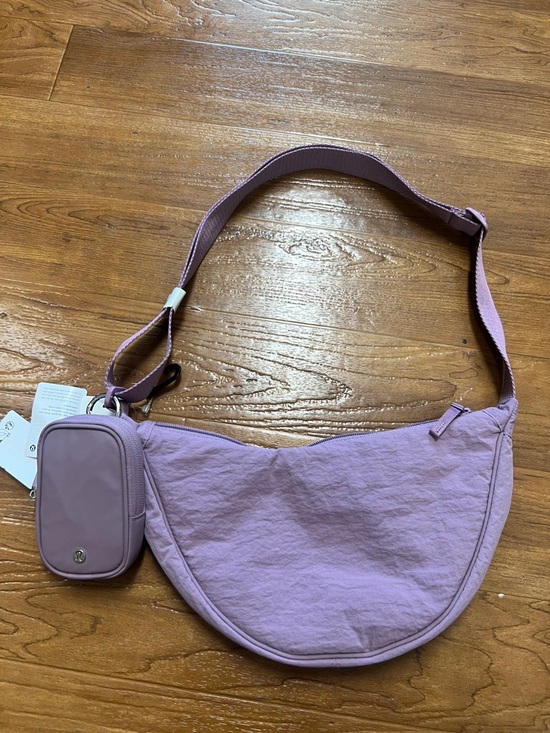 Uniqlo Handbags - NWT Uniqlo Lilac Crossbody Bag with Lululemon Removable Pouch